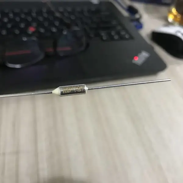 ��Ĭ��(Thermodisc)���۶���/�¶ȱ���˿/�¶��۶���MICROTEMP TF104C