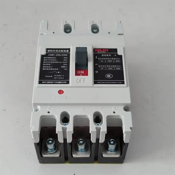 �������ܿ�ʽ��·�� CDM1-250L/3300 200A 3P��·��