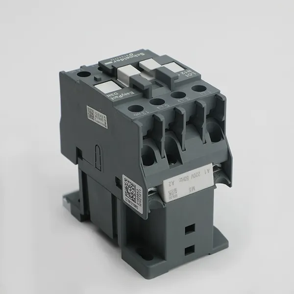 ʩ�͵½����Ӵ���LC1N0910B5N ������ ��ѹ220V 380V����1NC����