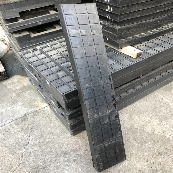 铁路桥梁步行板厂家直发 使用车站站台行李车过道 货场