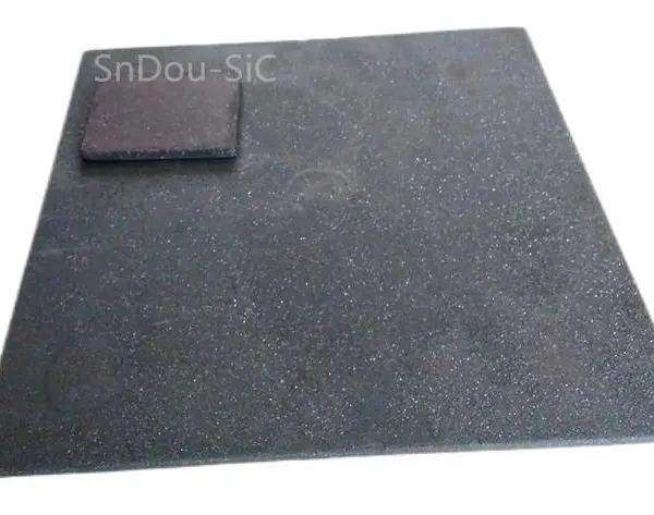 重结晶碳化硅板(1650度氧化铝陶瓷窑炉承烧板)
