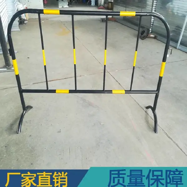 停车场临时护栏 施工现场移动式围栏 喷塑圆管焊接隔离栏