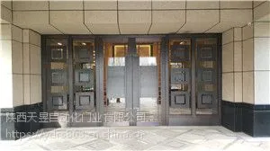 西安庭院铜门厂家 西安大型自动移动铜门定做 西安仿真铜门批发
