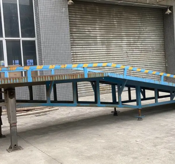 二手登车平台哪里有卖 二手装货柜台哪里有卖 惠州哪里有装货移动平台卖