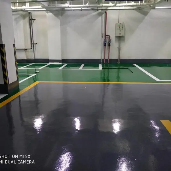 雅安购物中心停车库地面装饰装修