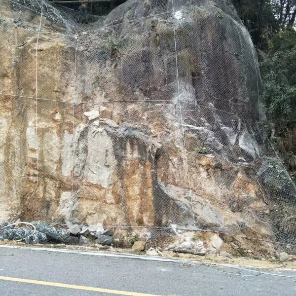 边坡防护网多少钱每平米 主动防护网 被动防护网