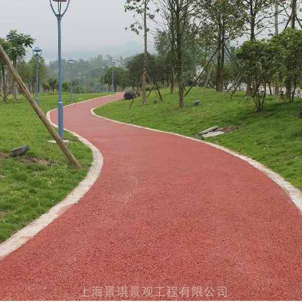 安徽淮北市透水混凝土人行道应用小区透水路面