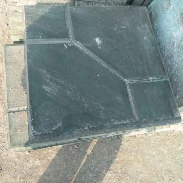 四川成都光面大方格砖(300x300mm)广场磨石砖厂家直销