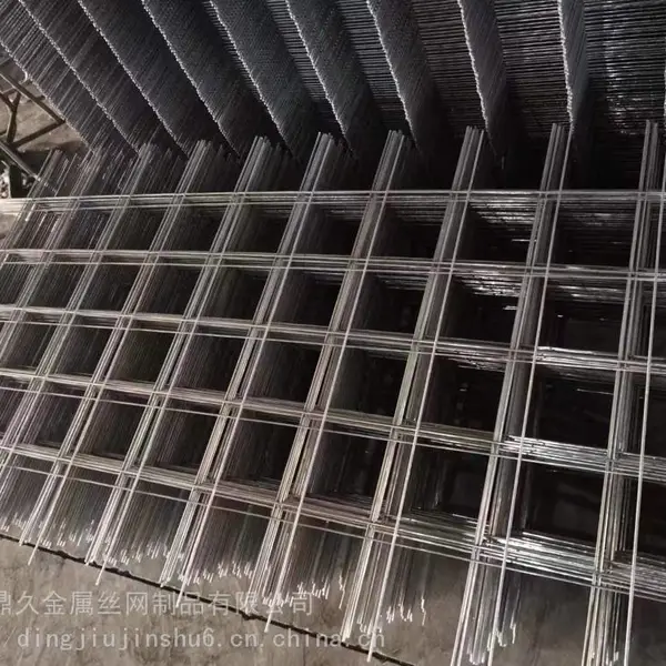 建筑工地钢筋网片施工建筑网片养殖隔离网片外墙用电焊网片