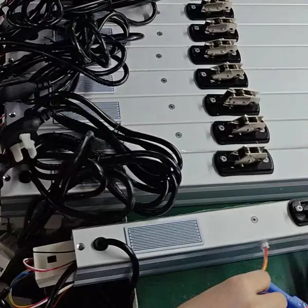 �ڻ����������е綯����������ʽ600mm�г�+���ؿ���ң����