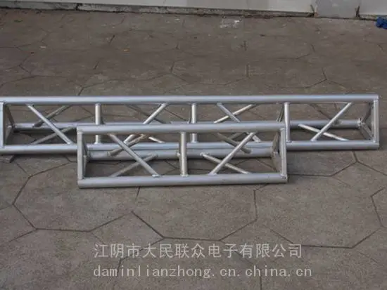 钢铁拼装雷亚架 线阵音响脚手架 拆搭便捷不易生锈