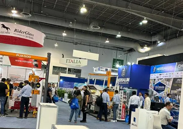 2025年墨西哥玻璃门窗机械工业展览会Glasstech Mexico北美值得参加的玻璃展会