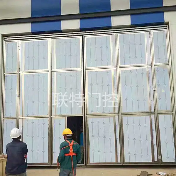 不锈钢电动折叠门 不锈钢工业折叠门 厂房折叠大门 联特