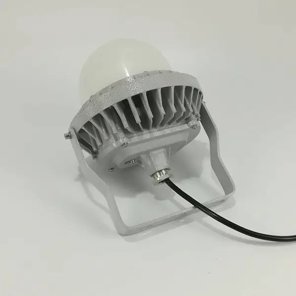 LED����ƽ̨��30W 50W��ˮ��������ۻ����� �챾����