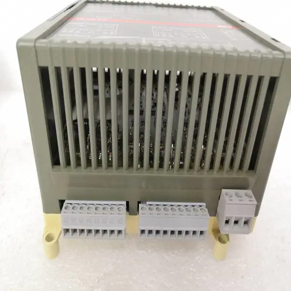 GVC736BE101 伺服电机 全新