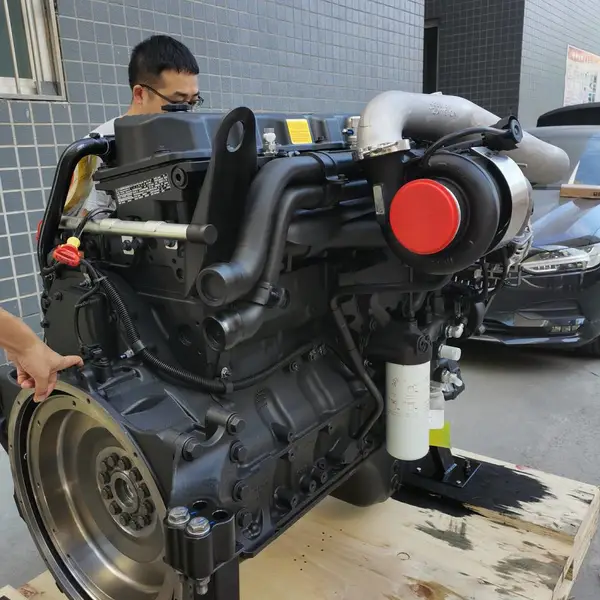 供应东风康明斯ISZ13柴油机车用载货车ISZ560柴油发动机总成