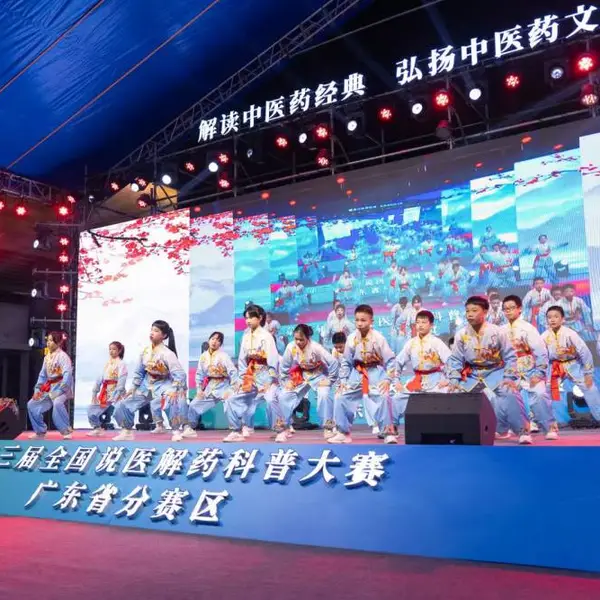 中山中小学、幼儿园、艺术培训中心、毕业典礼、晚会演出、六一、元旦文艺汇演舞台、灯光音响、录像出租公司