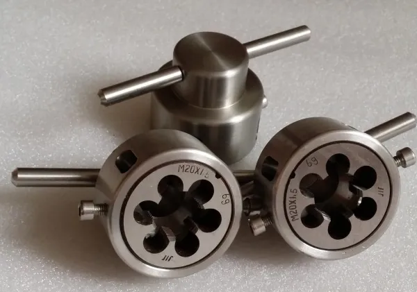 SD-403ѹ��������������M20*1.5 M14*1.5