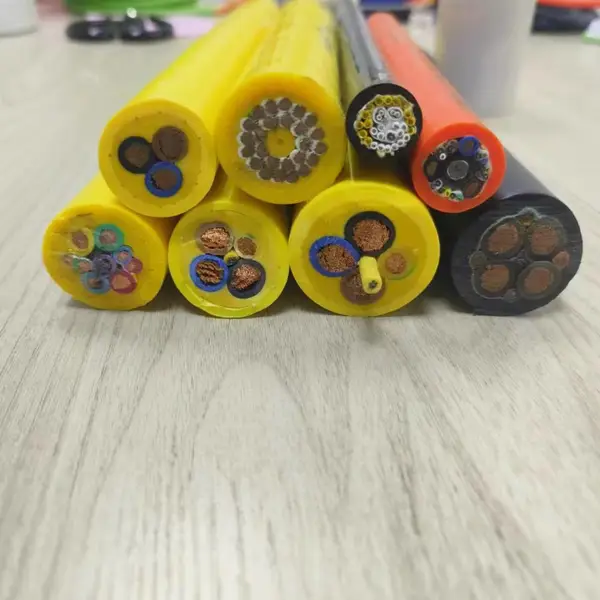 电动铲车专用电缆 3x16+1x10 抗拉耐碎石压 铲运机线缆