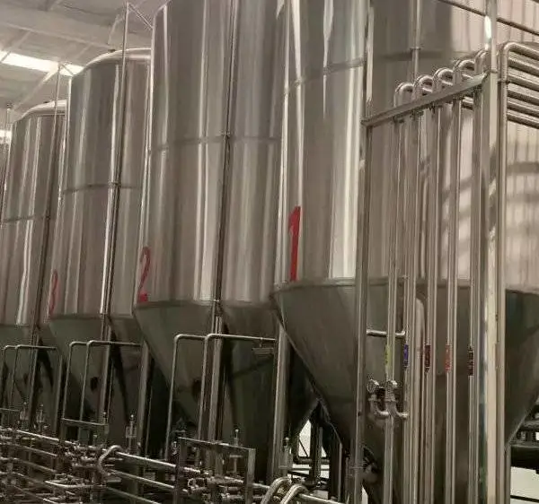 精酿啤酒设备源头厂家 年产20万吨大型高端啤酒设备