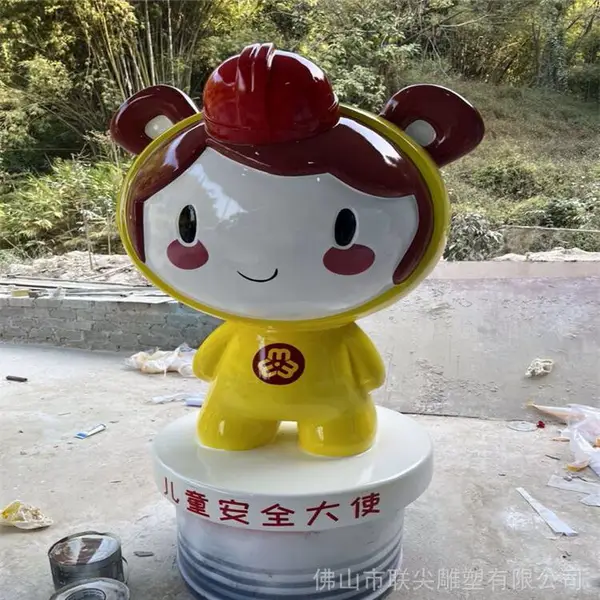 彩绘人物玻璃钢雕塑 厂家动漫卡通公仔 联尖玻璃钢卡通雕塑批发