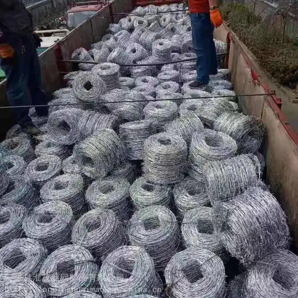 ���ط�����п���� ˫���ȶ�п��˿ Χǽ�����̷�����