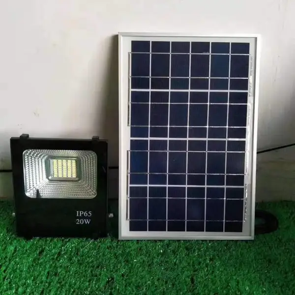 芯鹏达太阳能灯LED投光灯户外灯400W 600W 1000W 新农村室外路灯
