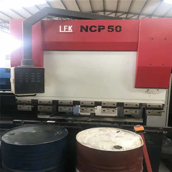 二手香港梁发记NCP50x1.5米数控折弯机