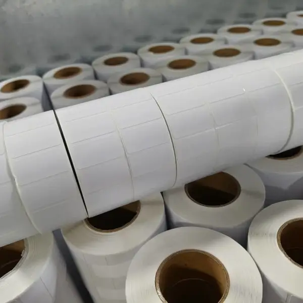博丰三防热敏标签纸 快递面单条码贴纸 卷筒热敏不干胶源头工厂
