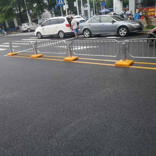 �޺�������е�������ͼ���� ����·�л�����ɫ��ѡ