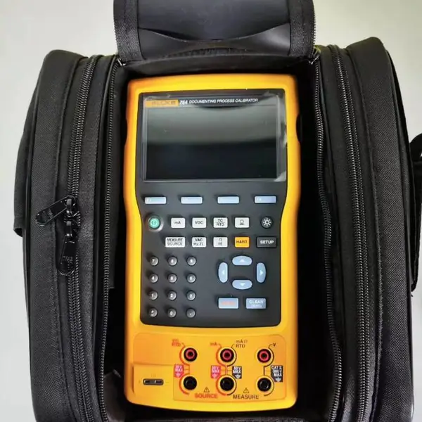 ����ȫ�¶���������»��Fluke 754 �๦�ܹ���У��������