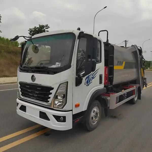 重汽王牌7方压缩垃圾车 环卫后挂桶式垃圾处理车