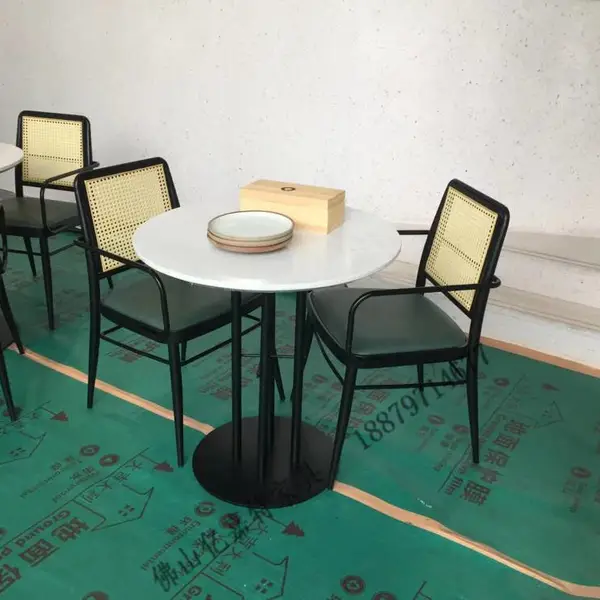仿藤软体餐椅适用奶茶甜品店工厂直供