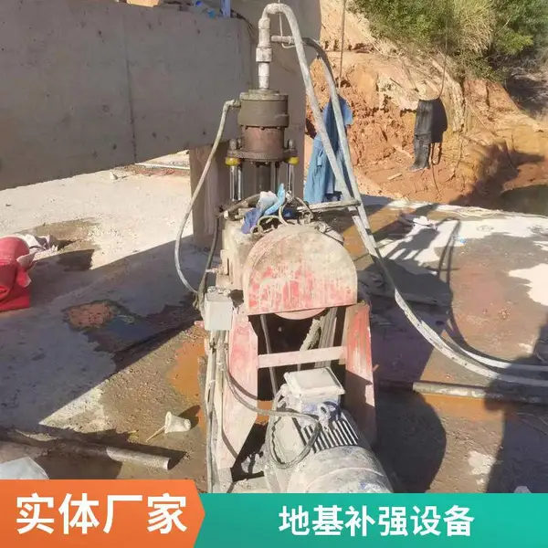 自建房地基加固螺旋桩静压施工,老旧民房基础防沉治理