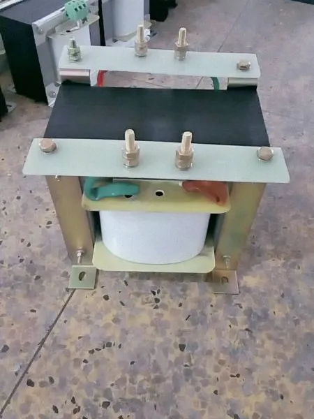 ֱ�����Ʊ�ѹ��BK-2kvaӡˢ����ɫ������380V/220v 36V������ѹ��