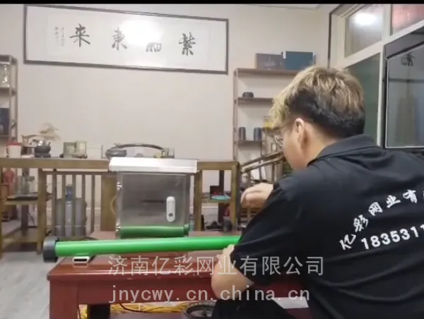 风力机器人,风力超过四级到六级(可调节)自动收起,电动遮阳帘用机器人开