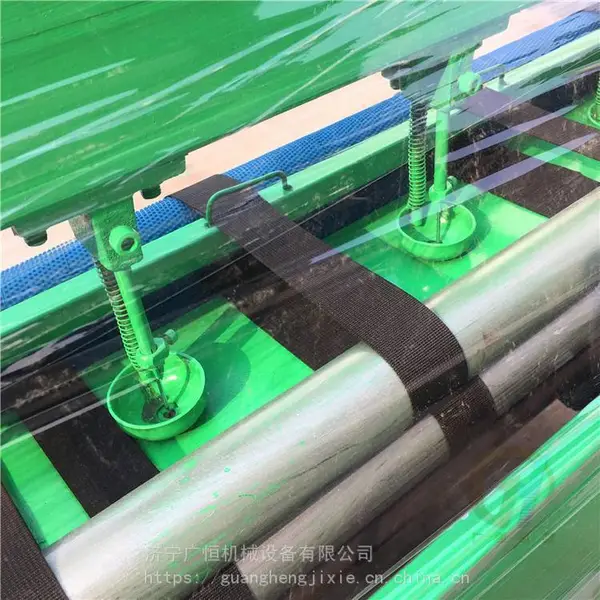 定做大棚被引被机 底梭棉被引被机 广恒机械家用棉被褥子套被机