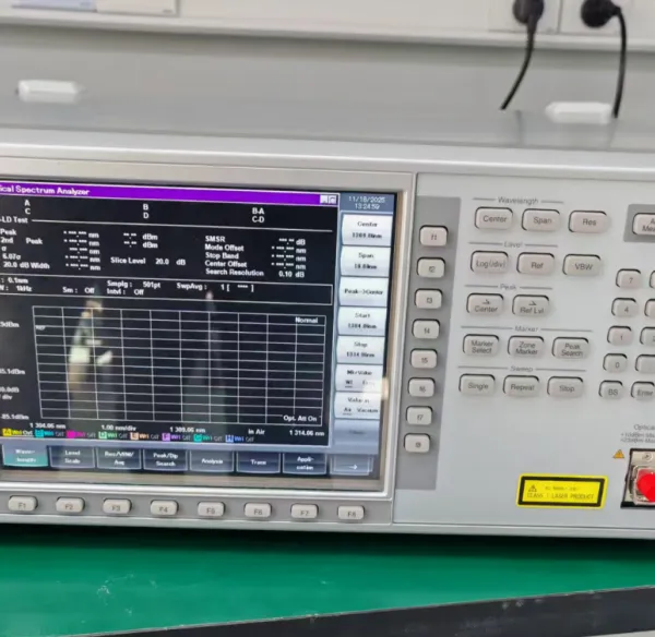 安立MS9740B 光谱分析仪 波长600-1750nm 兼具宽动态范围