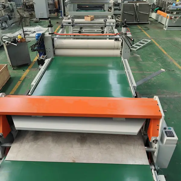 3mmpvc隔音毡片材挤出机_2毫米厚墙体隔音毡片材生产线