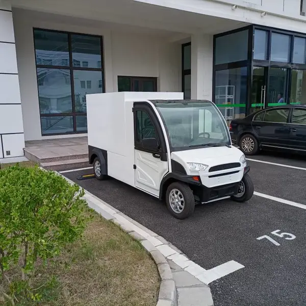 上海戎玖电动四轮箱式货车厂区园区拉货周转车