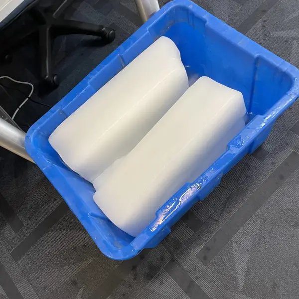 上海夏季办公室降温大冰块供应,夏天房间防暑冰块订购配送电话