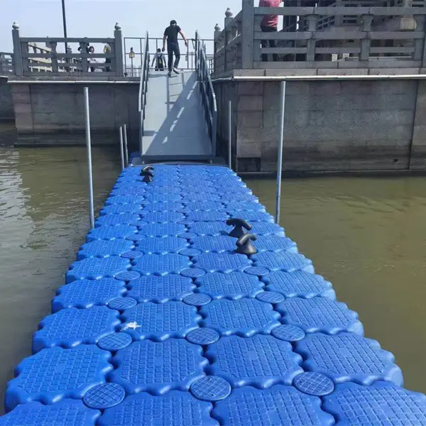 水上养殖网箱 游艇码头浮筒 海上浮桥 滚塑容器可定制