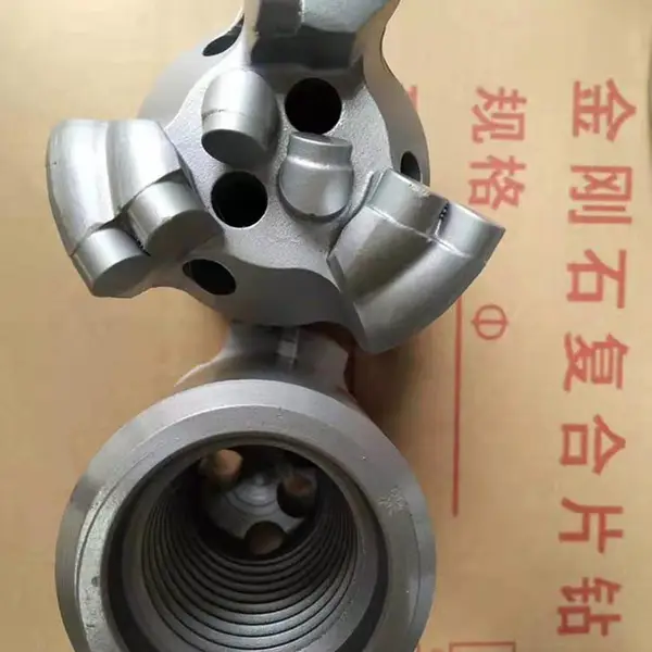 80 90三翼复合片PDC金刚石钻头 复合片合金探巷金刚石钻头