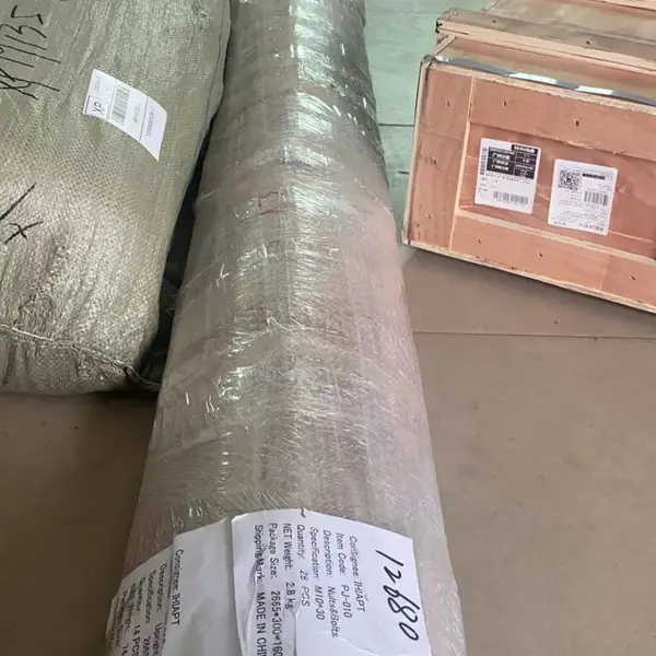 泰国陆运专线是双清包税直达泰国的专线,是门到门派送的泰国专线