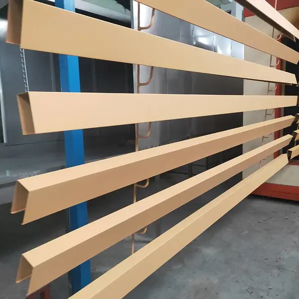 40X80铝方通 浅黄色铝方通 遵义铝天花