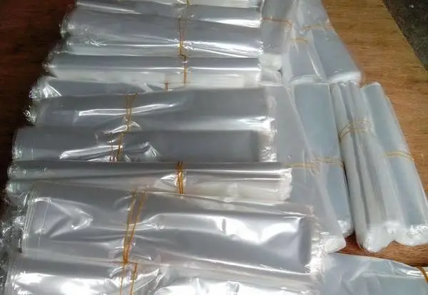 POF收缩膜和PVC收缩膜