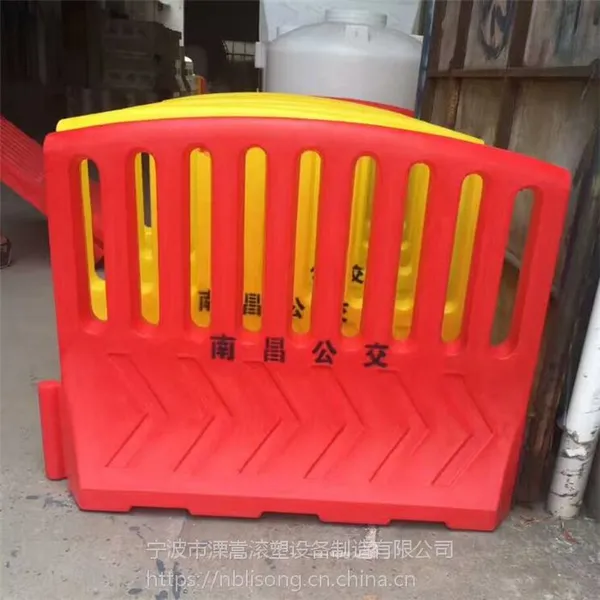 �ϲ�����������Χ�� �˴�������ʾΧ�� ������ײ���������·��
