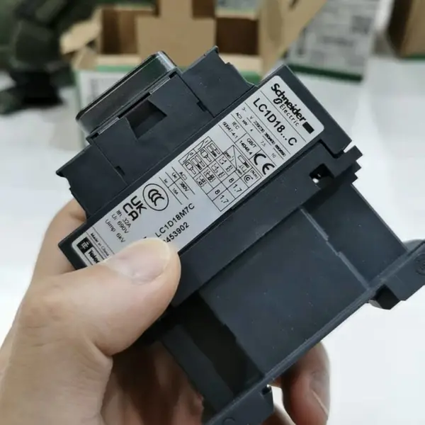 ���� ʩ�͵½����Ӵ���LC1N65 11CC5Nһ���� ��ȦAC380V ����
