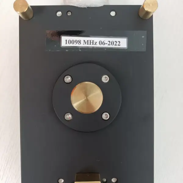 波兰 QWED 介电谐振器 SPRD 10 GHz Q-Meter 8.4 - 10.4 GHz