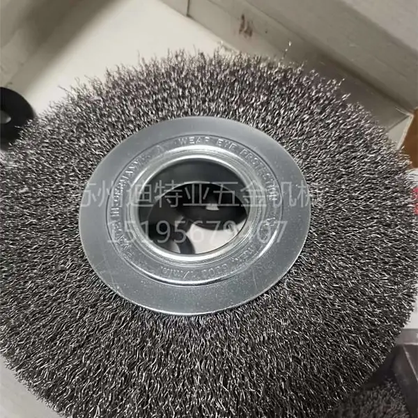 德国LESSMANN金属丝打磨刷 不锈钢丝圆轴刷0.30mm 除锈钢丝轮研磨刷